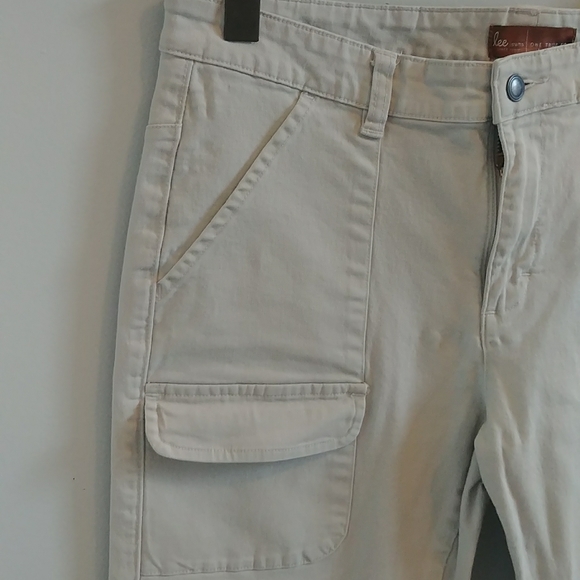 Lee Bermuda Shorts - Picture 4 of 12